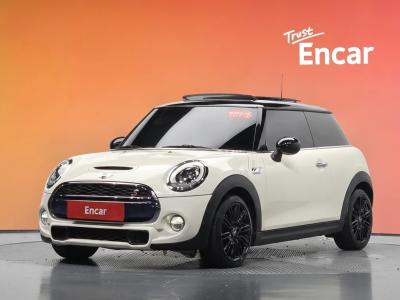 2017 Mini Cooper