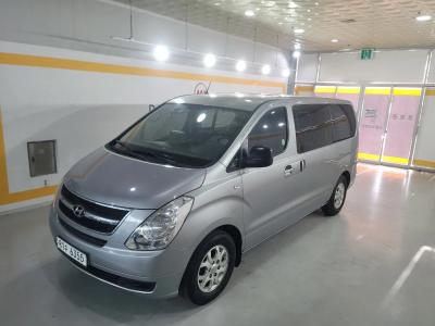 2012 Hyundai Starex