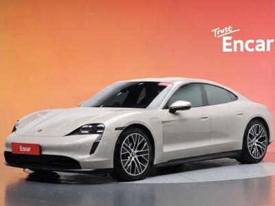 2023 Porsche Taycan