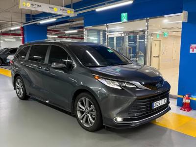 2025 Toyota Sienna