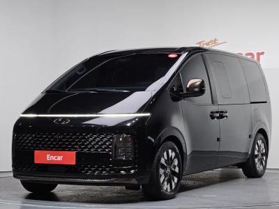 2023 Hyundai Staria