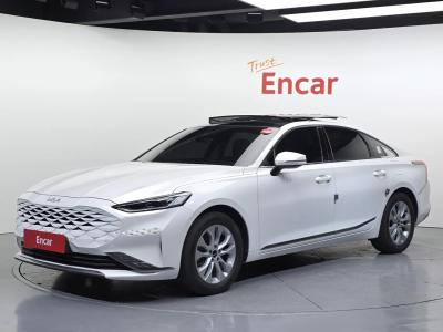 2022 Kia K8