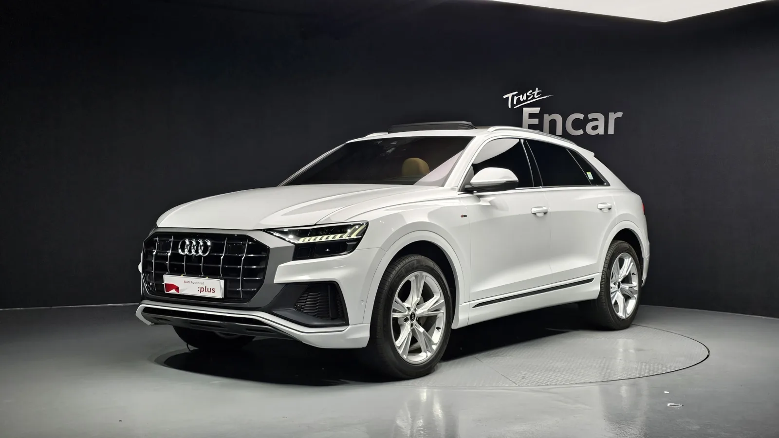 2023 Audi Q8