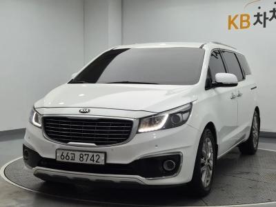 2017 Kia Carnival