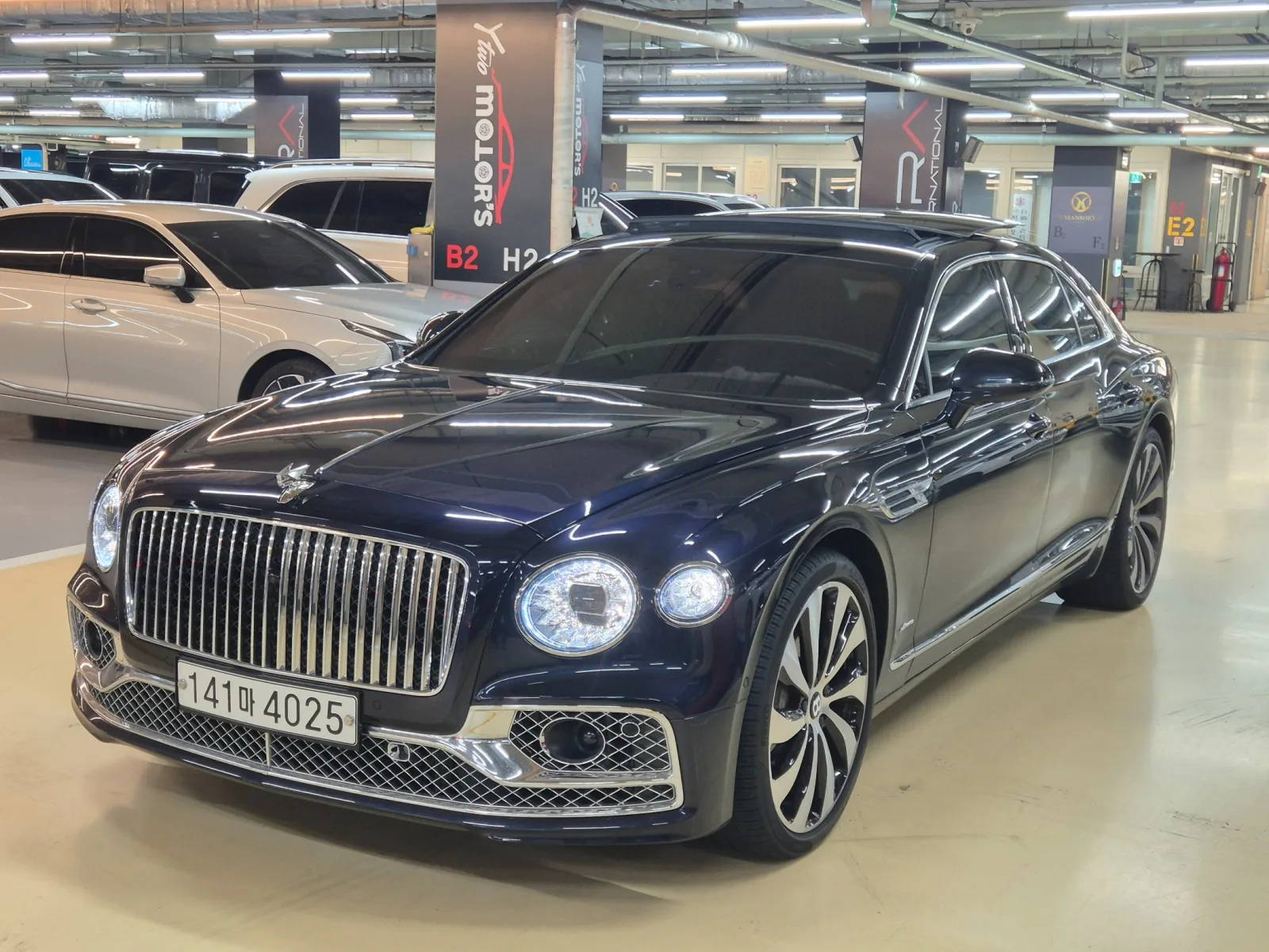 2023 Bentley Flying Spur