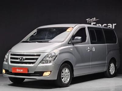 2016 Hyundai Starex