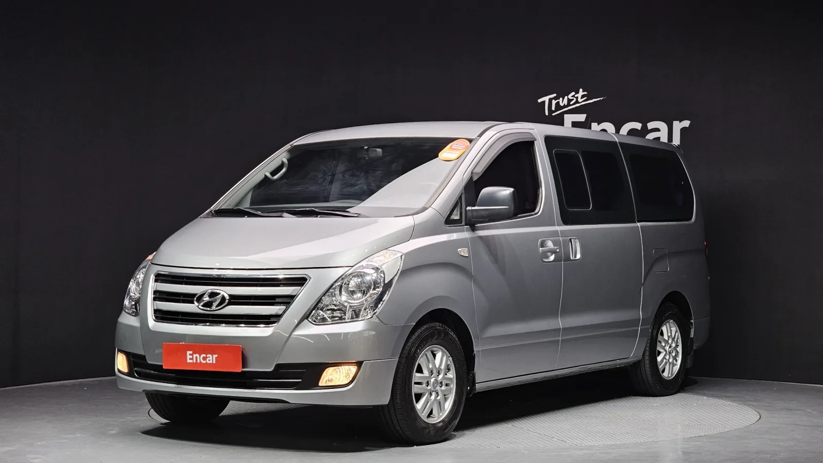 2016 Hyundai Starex