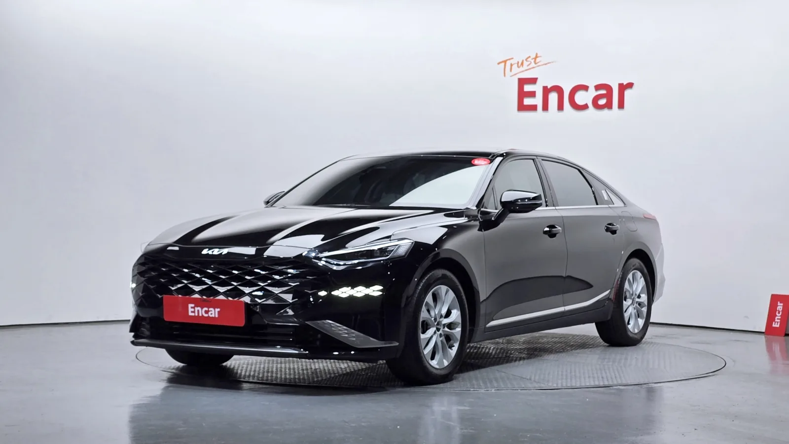 2022 Kia K8