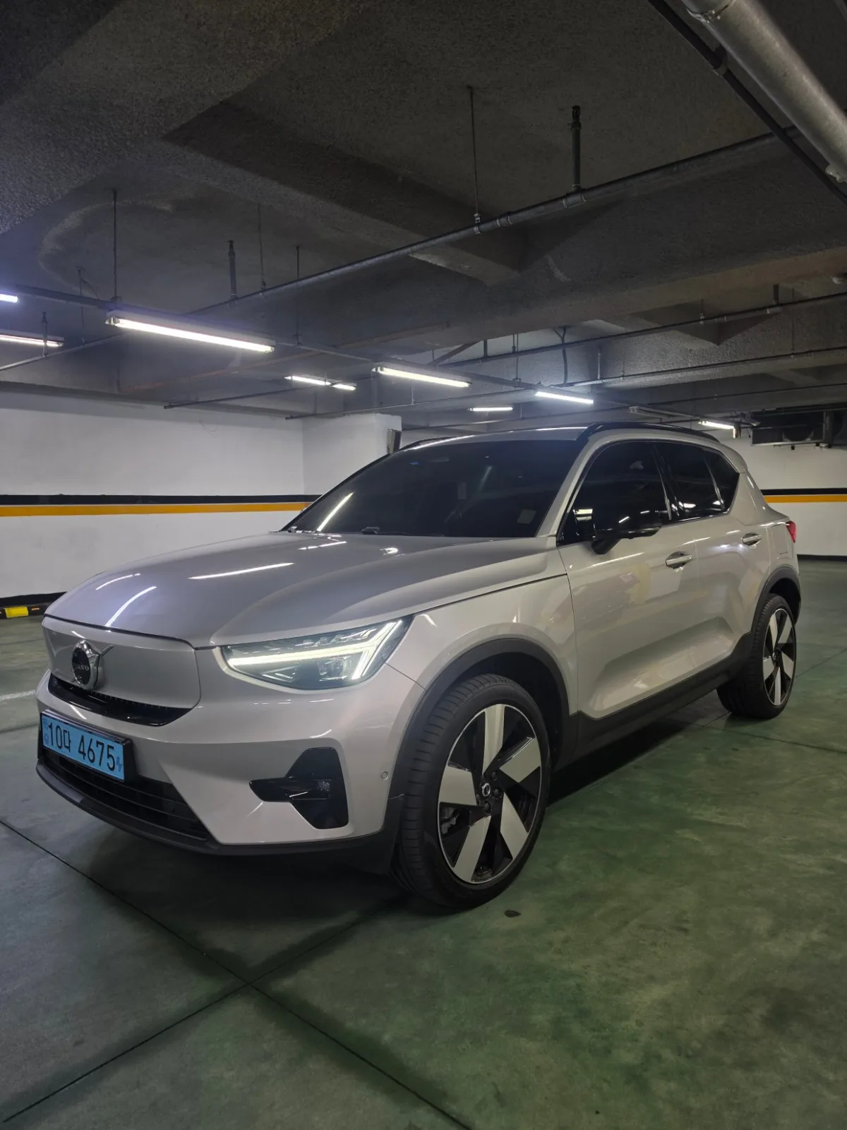 2024 Volvo XC40