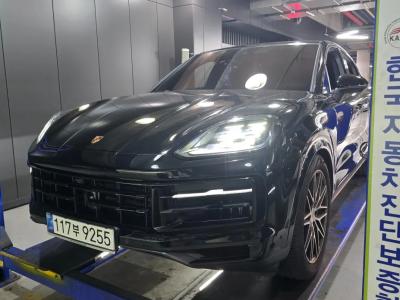 2025 Porsche Cayenne