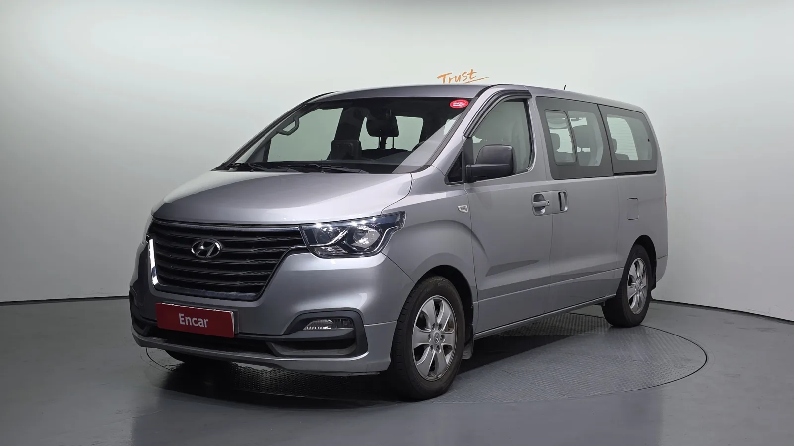 2018 Hyundai Starex
