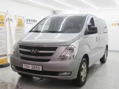 2015 Hyundai Starex