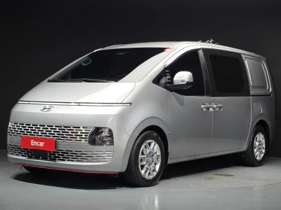 2024 Hyundai Staria