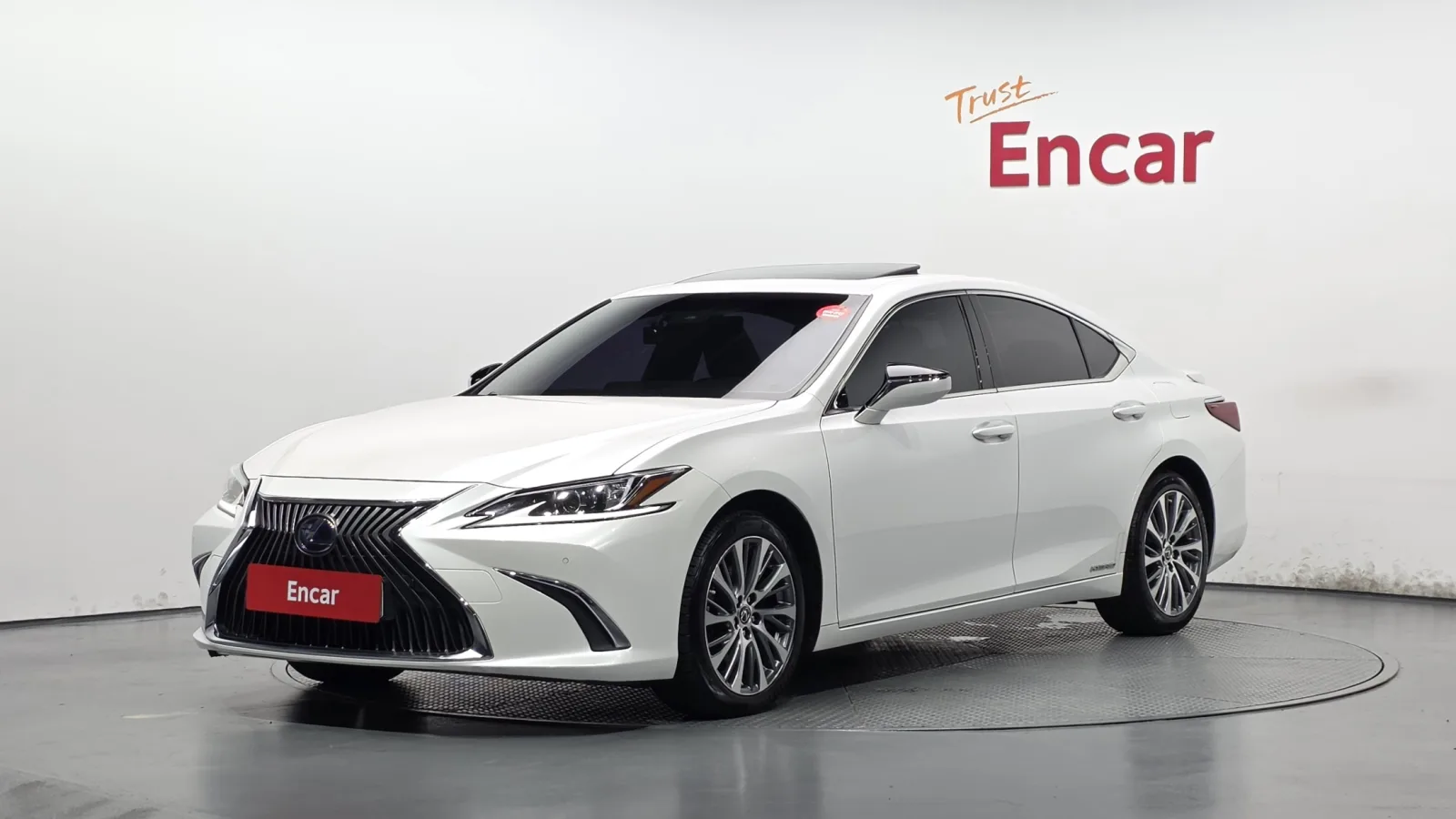 2019 Lexus ES
