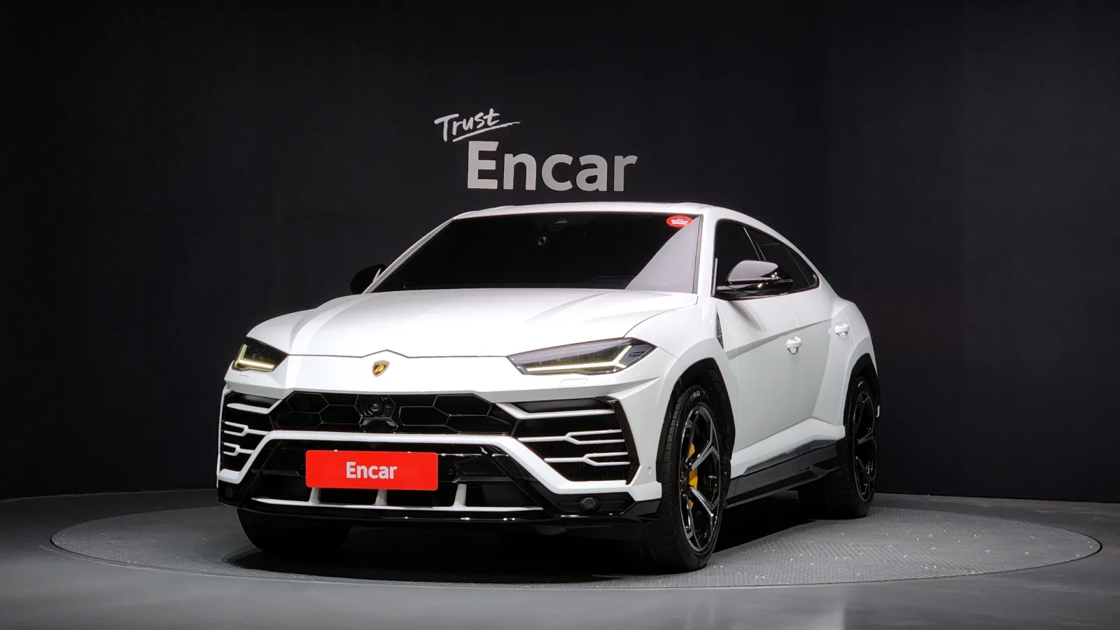 2020 Lamborghini Urus