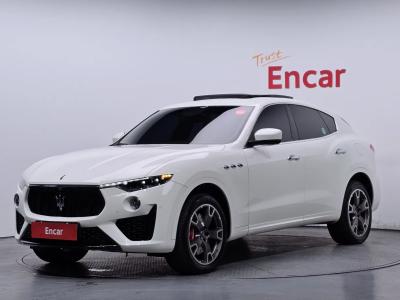 2020 Maserati Levante