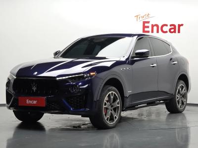 2020 Maserati Levante