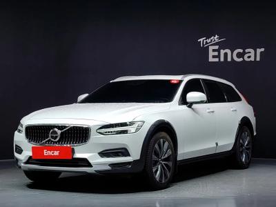 2021 Volvo V90