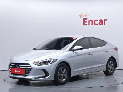Hyundai Elantra 2016
