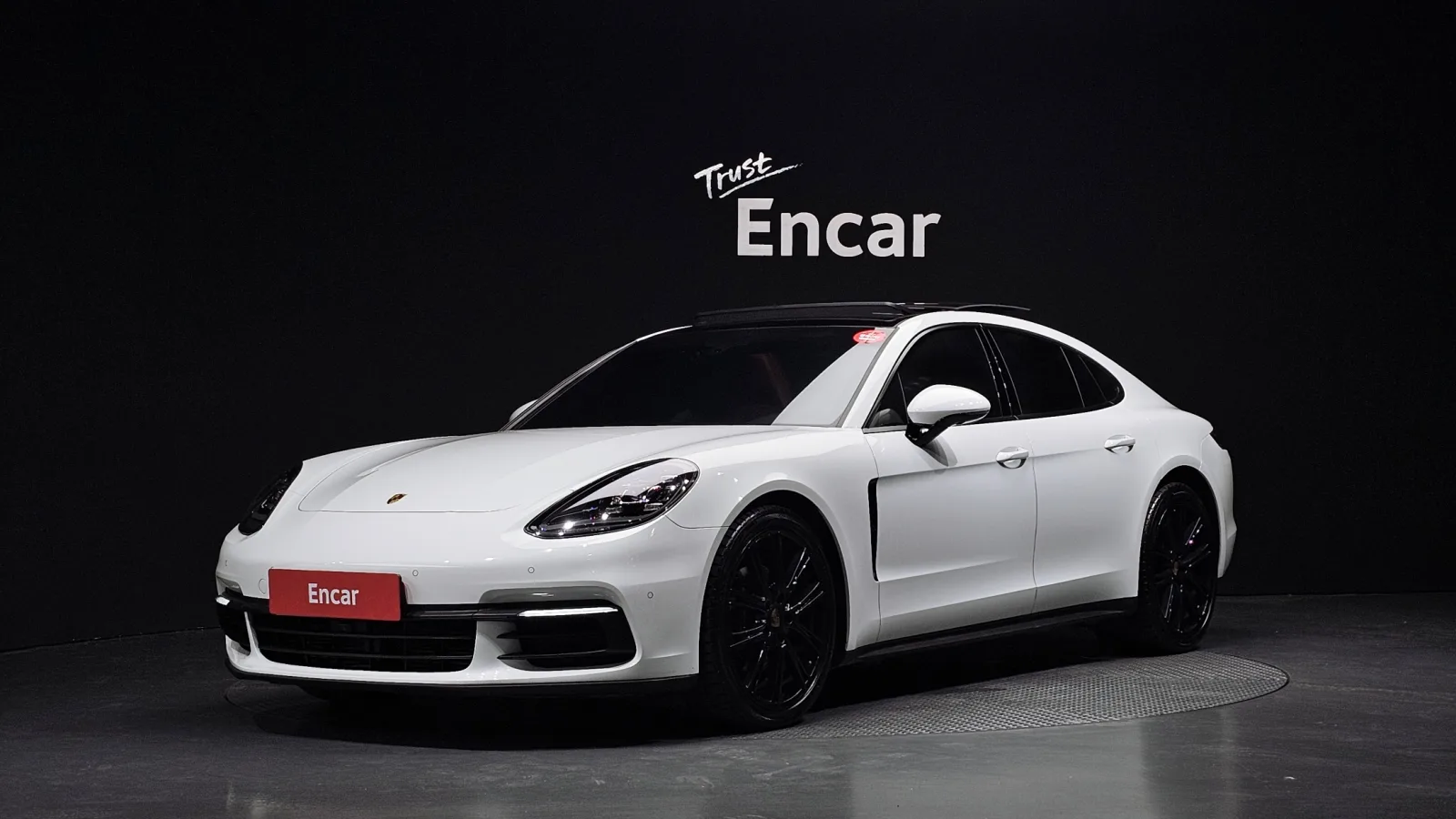 2018 Porsche Panamera