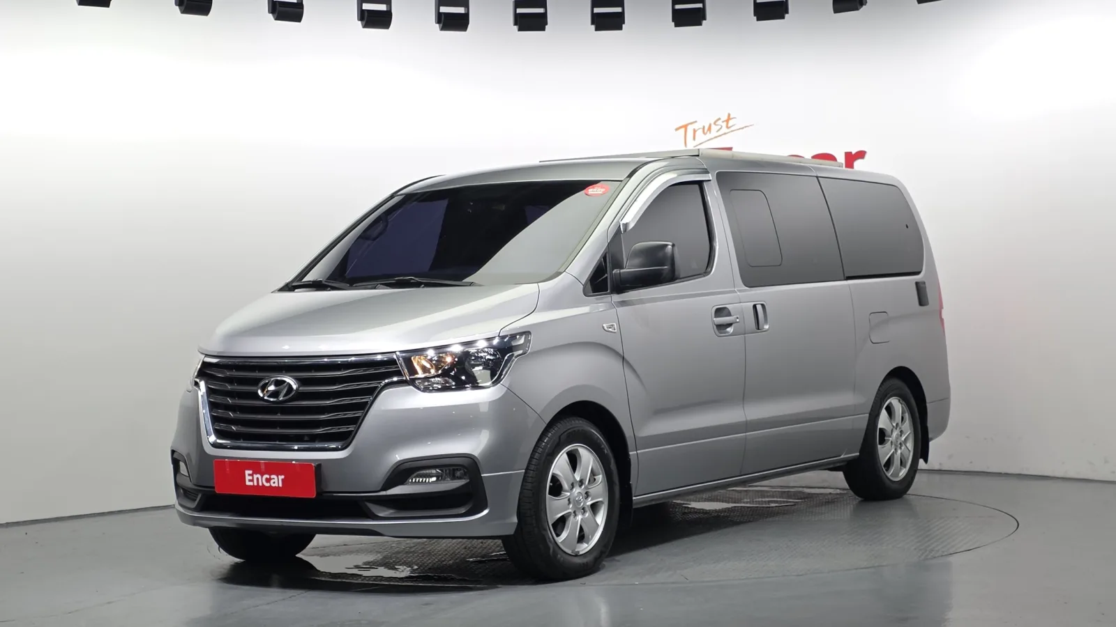 2018 Hyundai Starex