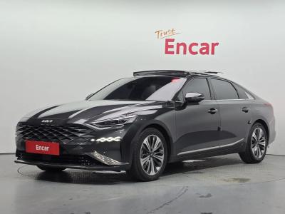 2022 Kia K8