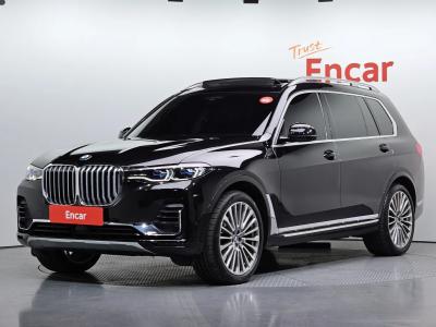 2021 BMW X7