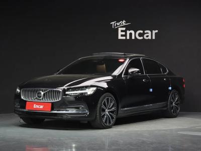 2023 Volvo S90