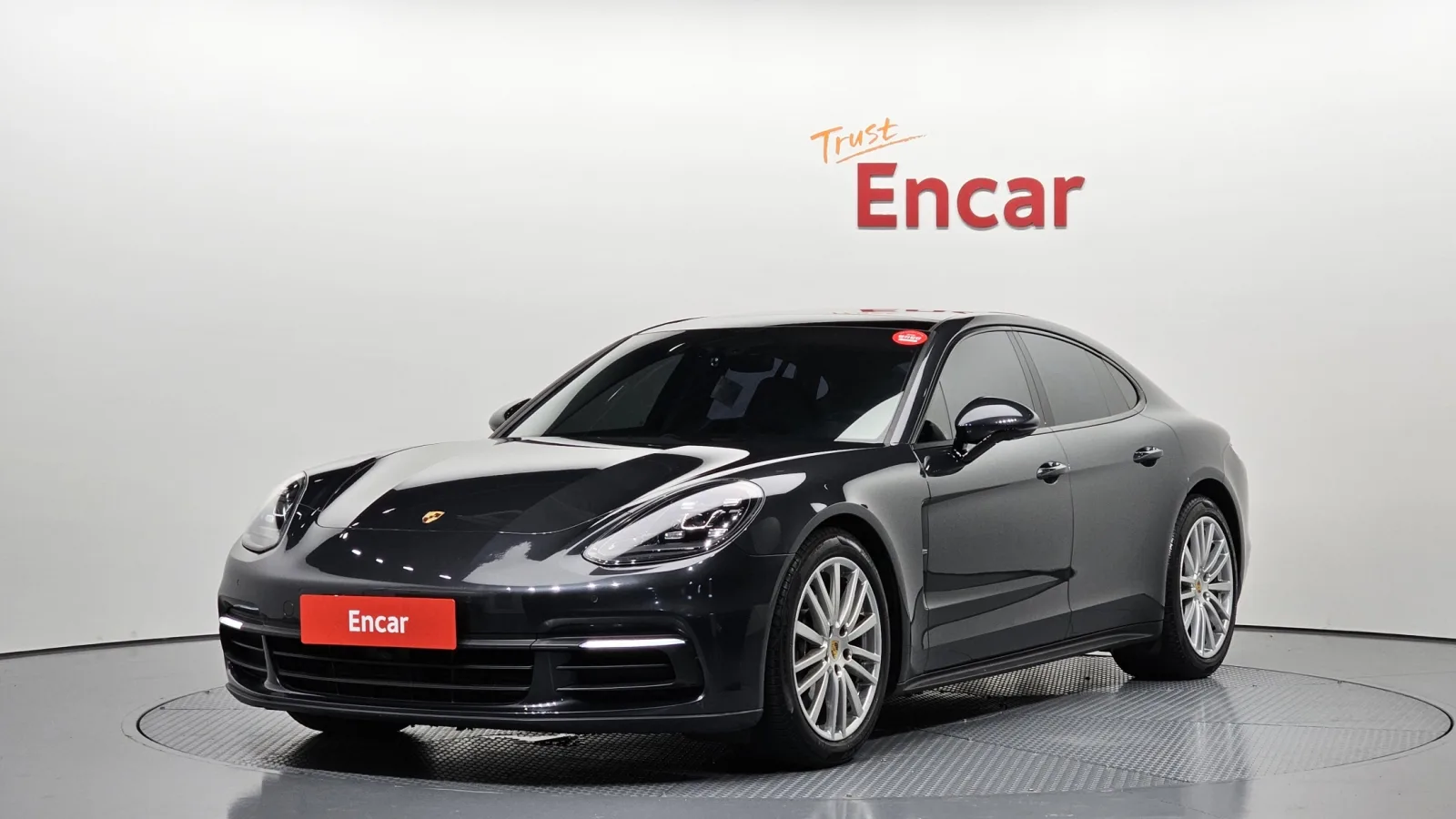2018 Porsche Panamera