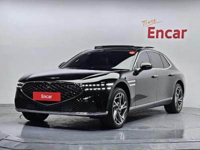2022 Genesis G90