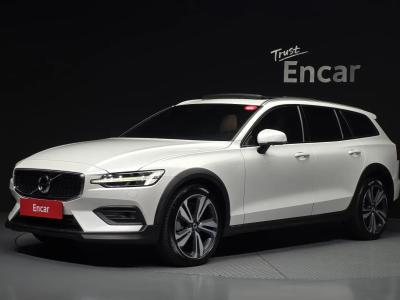 2021 Volvo V60