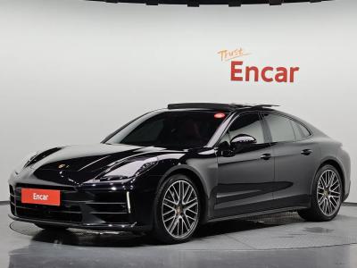 2025 Porsche Panamera