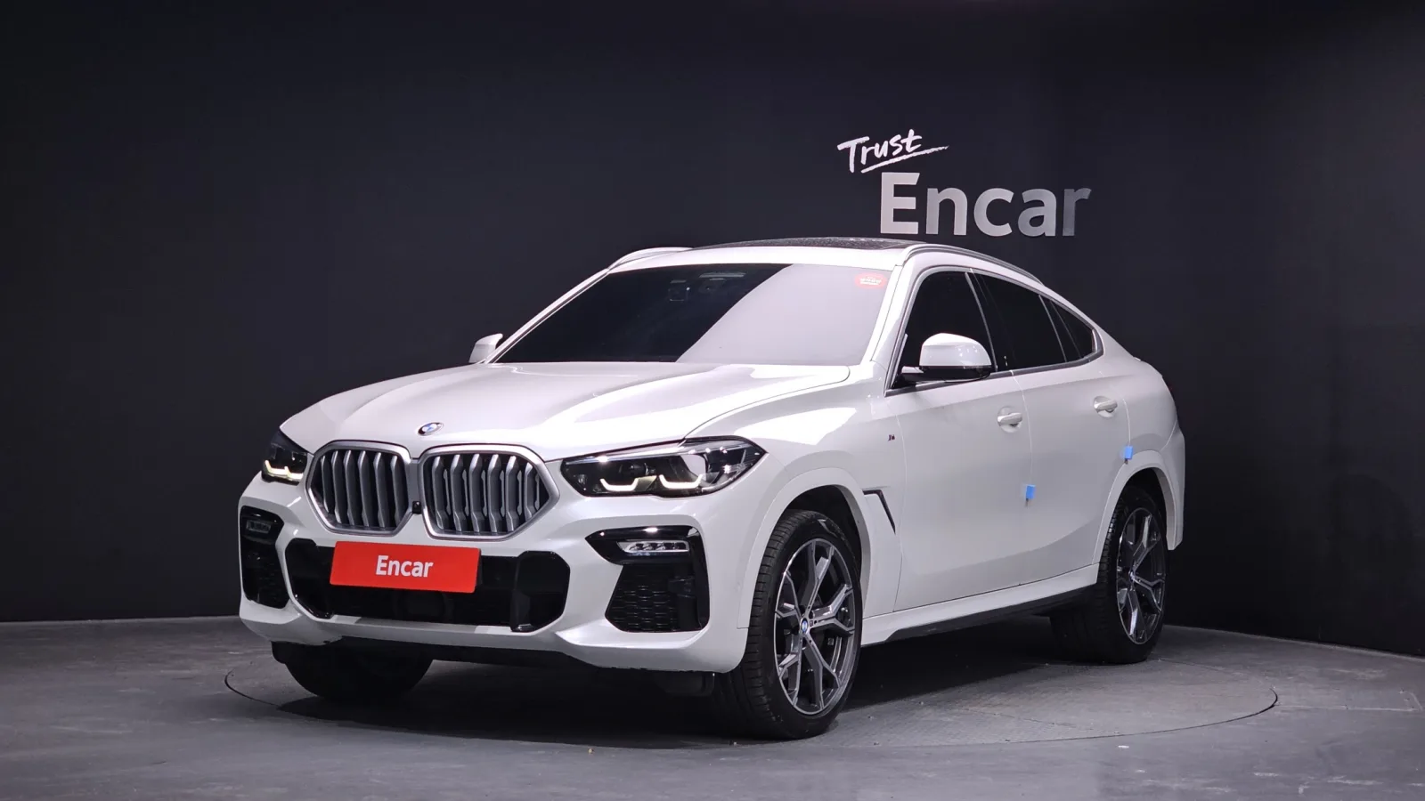 2021 BMW X6