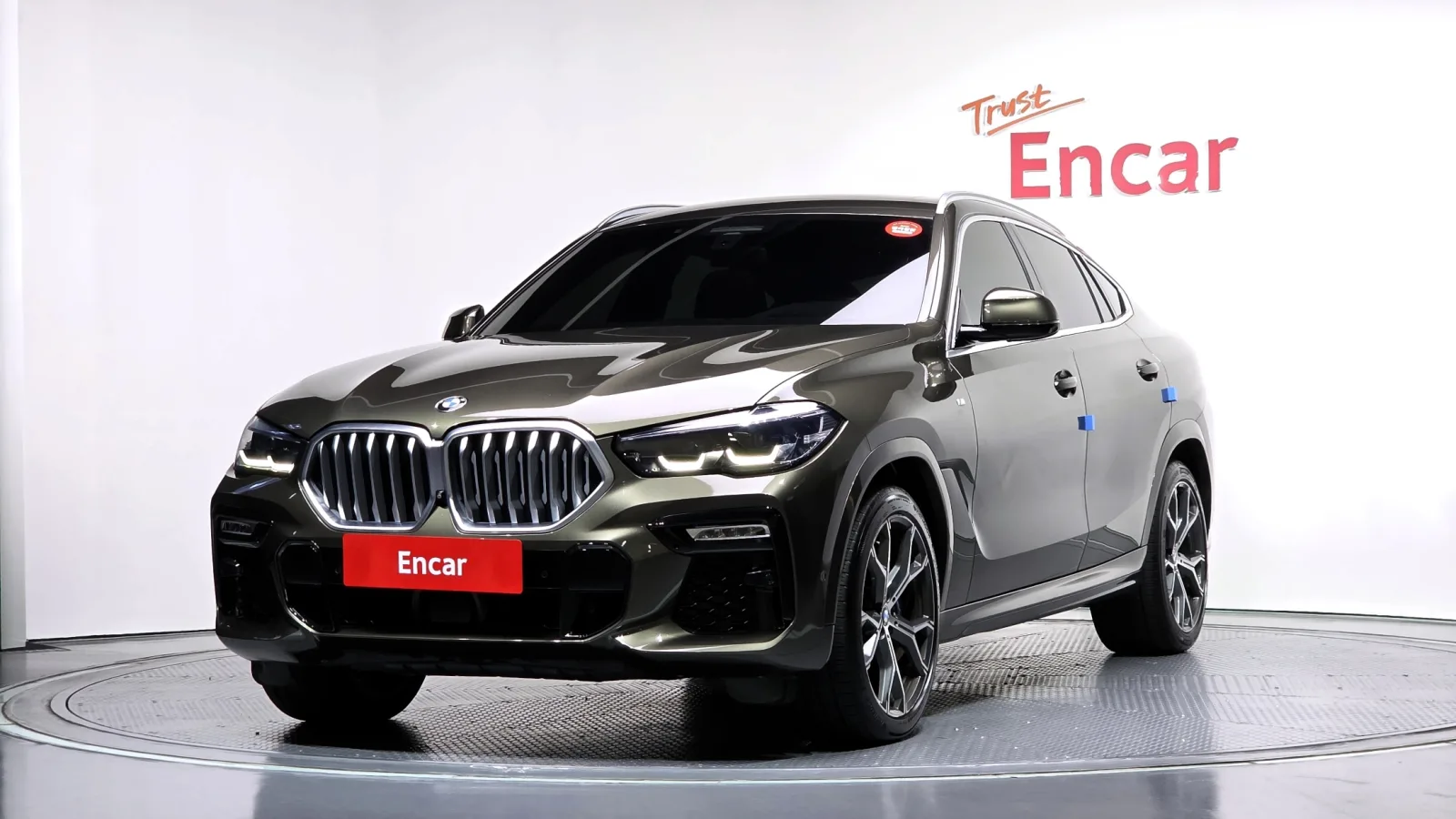 2021 BMW X6