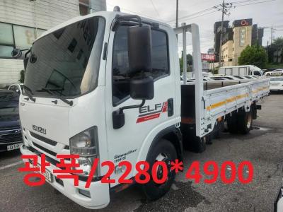 2018 Isuzu Elf