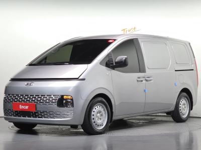 2022 Hyundai Staria