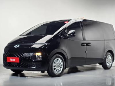 2025 Hyundai Staria