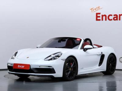 2019 Porsche 718