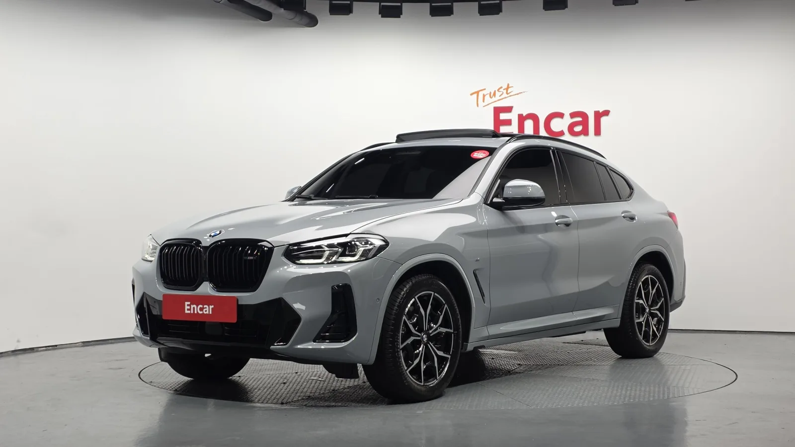 2022 BMW X4