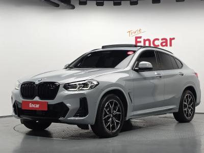 2022 BMW X4