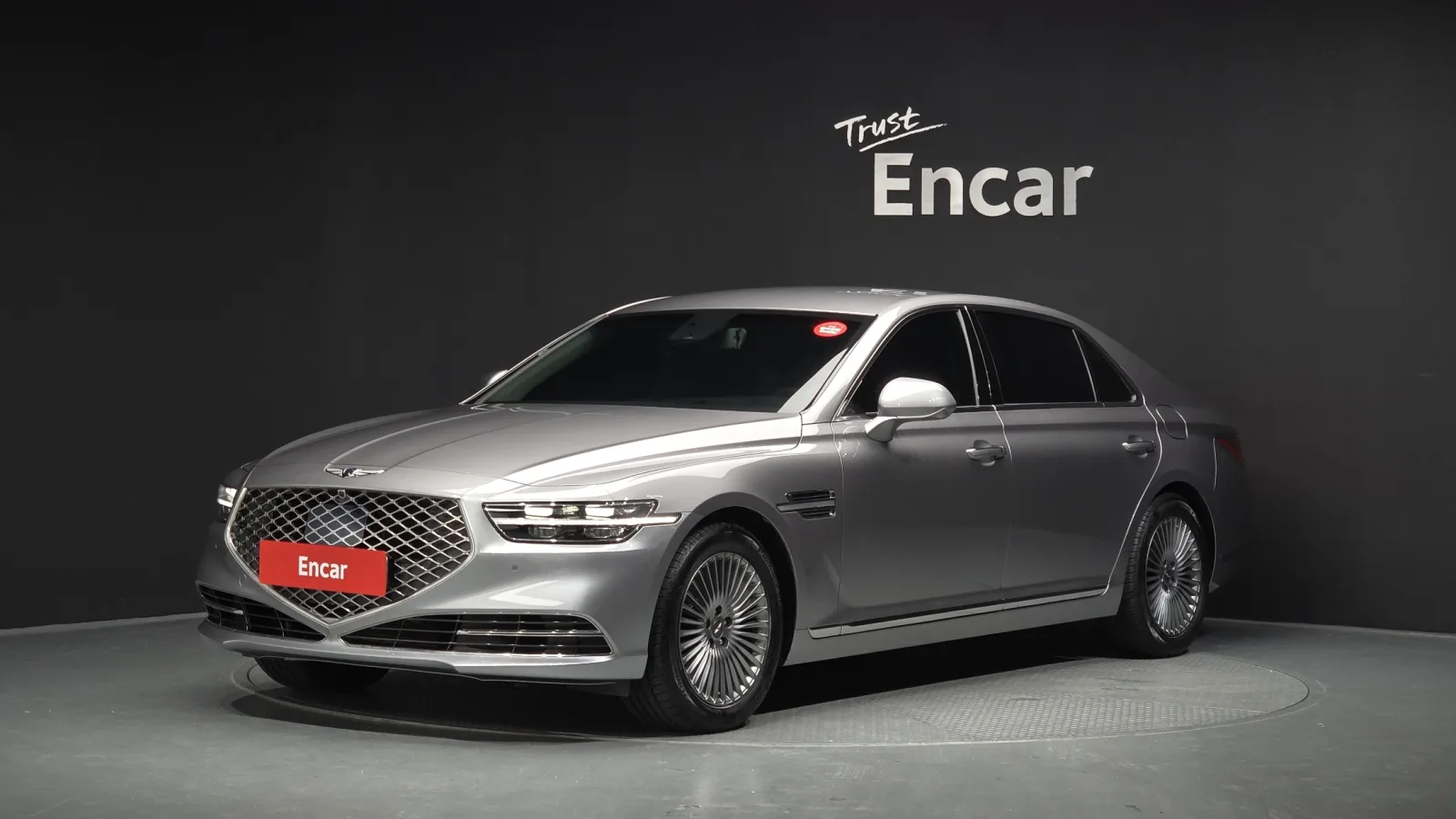 2020 Genesis G90