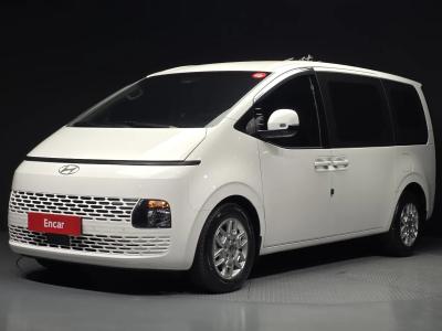 2025 Hyundai Staria
