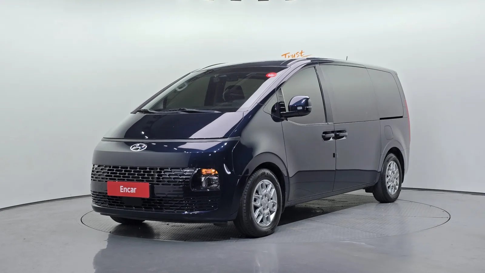 2022 Hyundai Staria
