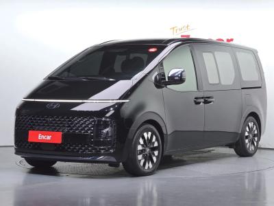 2025 Hyundai Staria