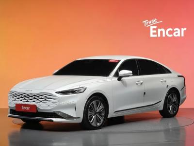 2023 Kia K8