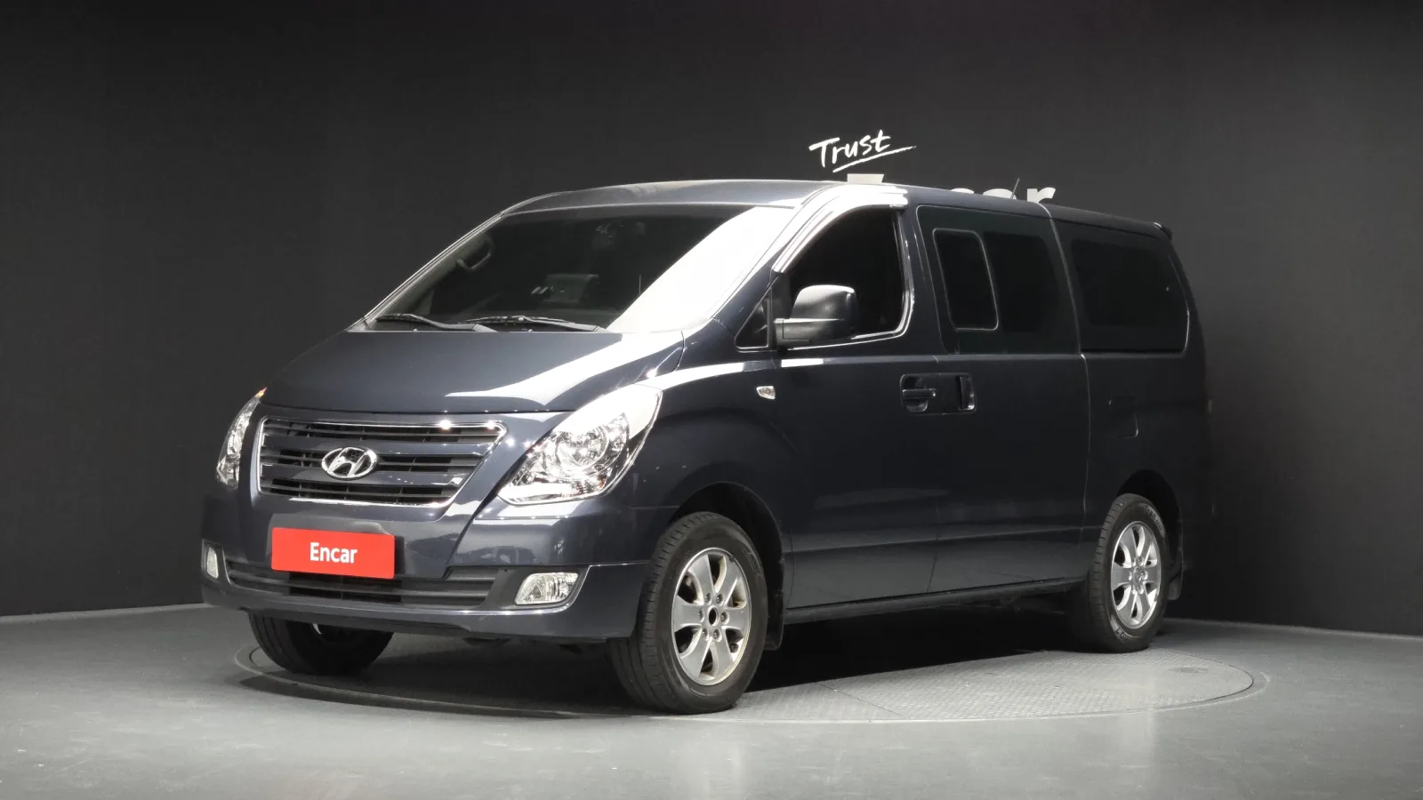 2016 Hyundai Starex