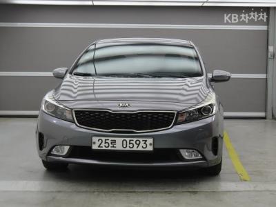 Kia The New K3 디젤 1.6 디젤 트렌디 기본형 (2016년형)