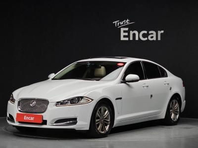 2013 Jaguar XF