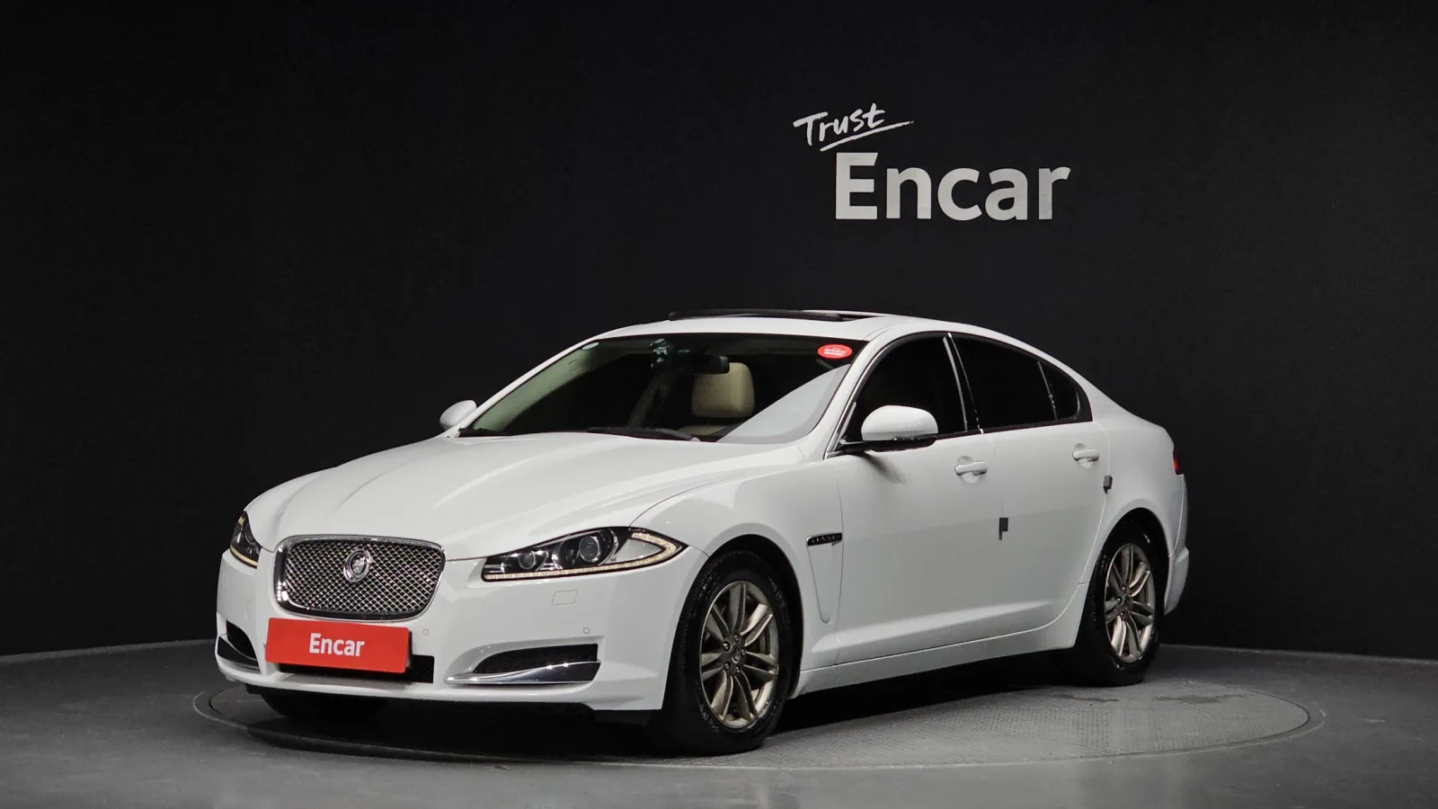 2013 Jaguar XF