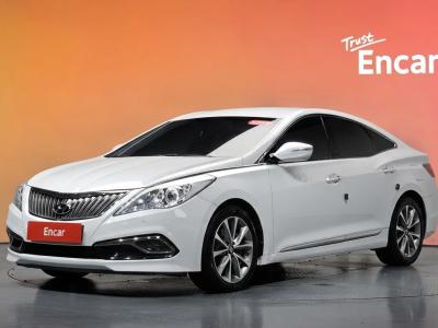 2016 Hyundai Grandeur